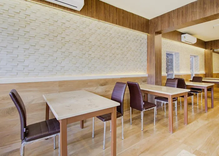 Super Townhouse Gokul Regency Near Dum Dum Metro Station
