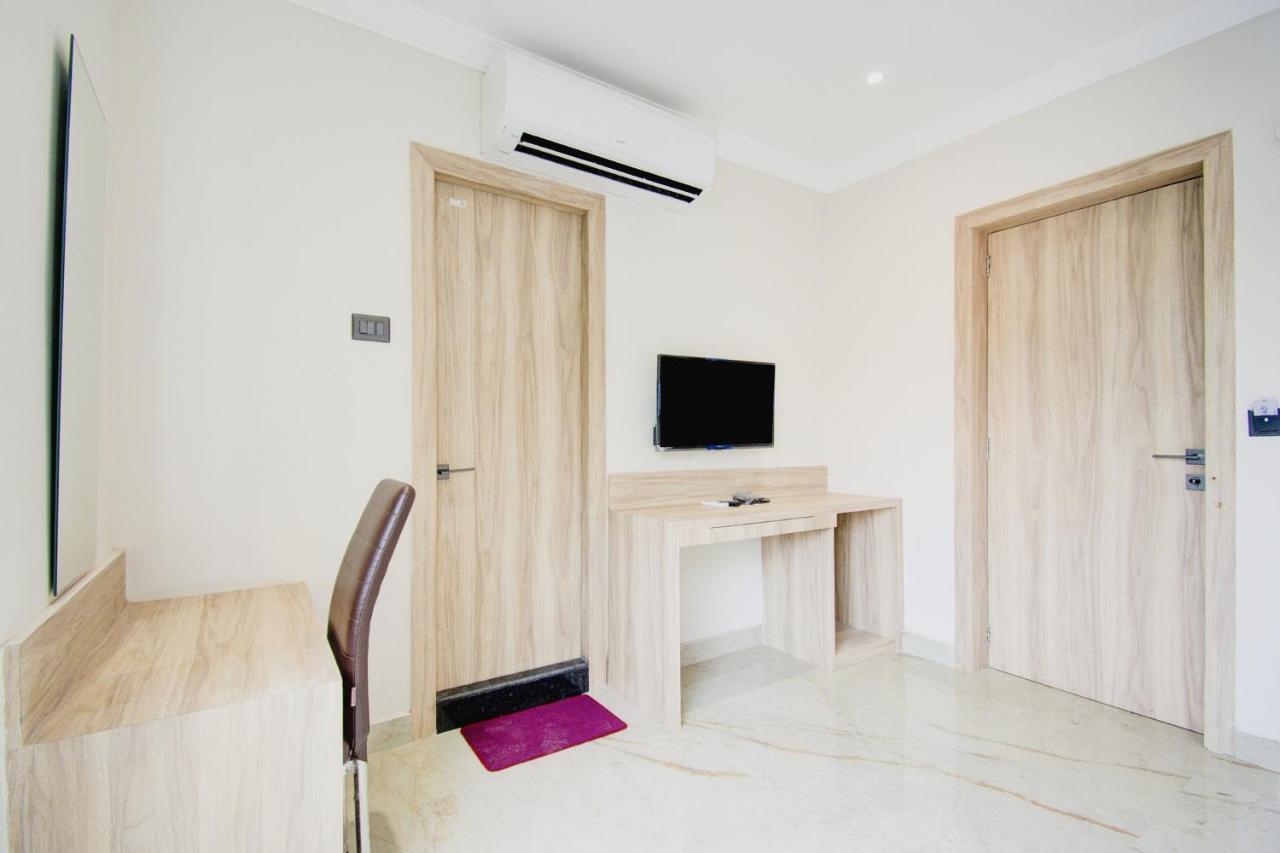 Super Townhouse Gokul Regency Near Metro Station Kolkata